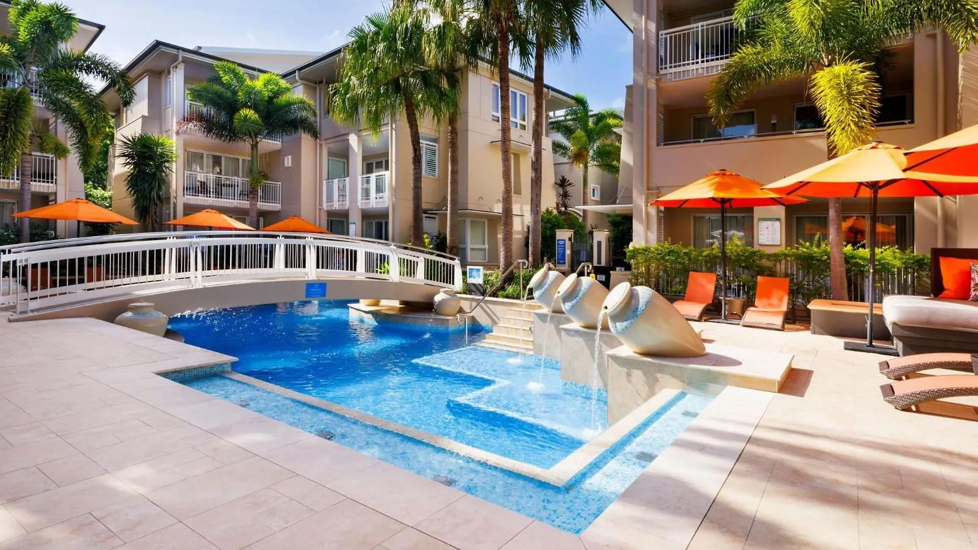 Laguna 117 Poolside, Near Beach Noosa Heads Australien