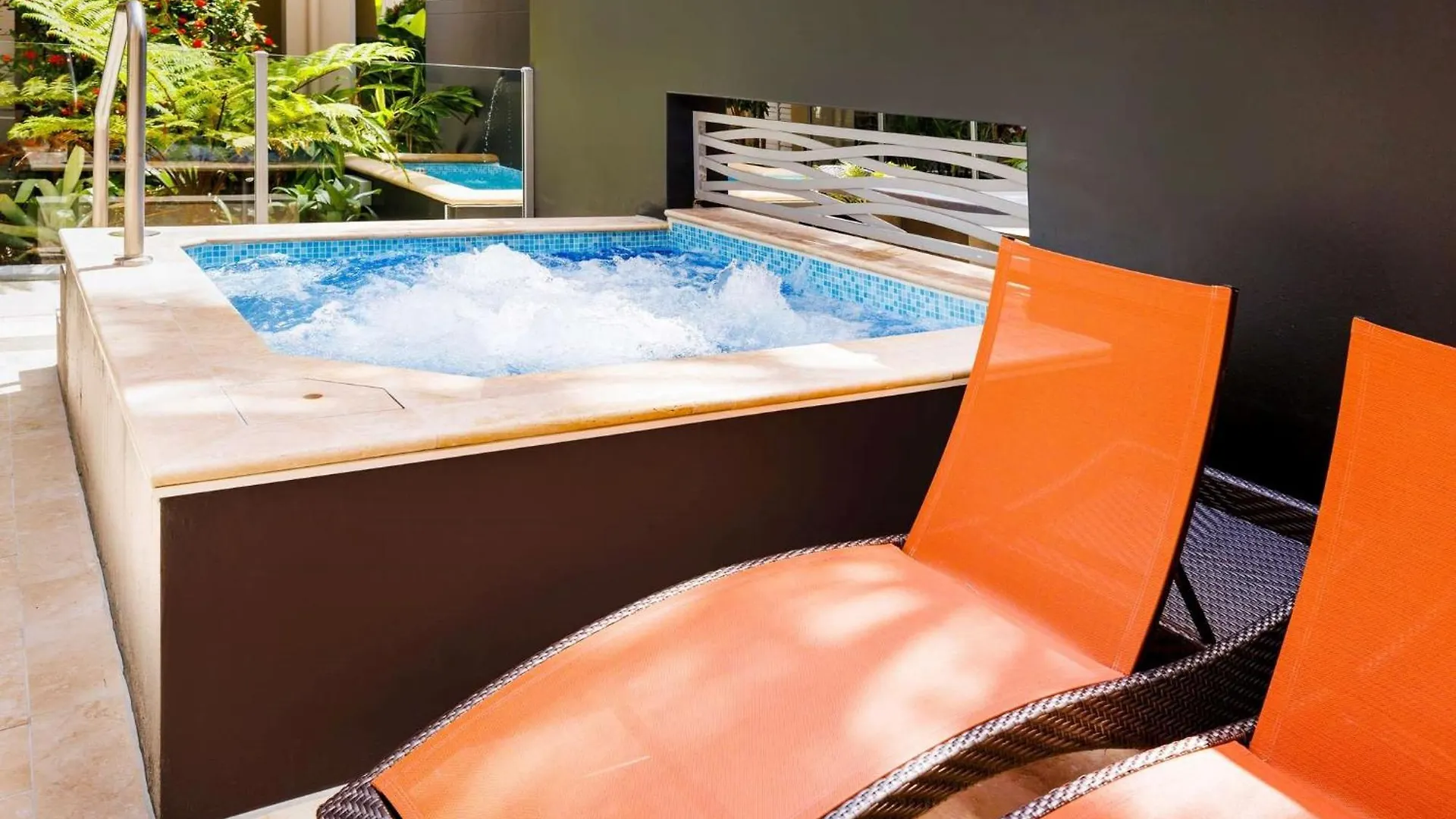 Apartment Laguna 117 Poolside, Near Beach Noosa Heads